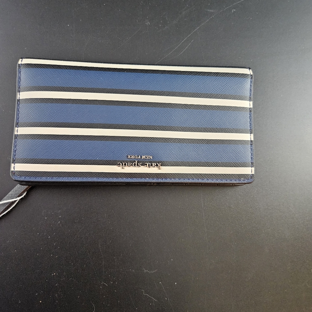 Kate Spade wristlet/purse card holder
